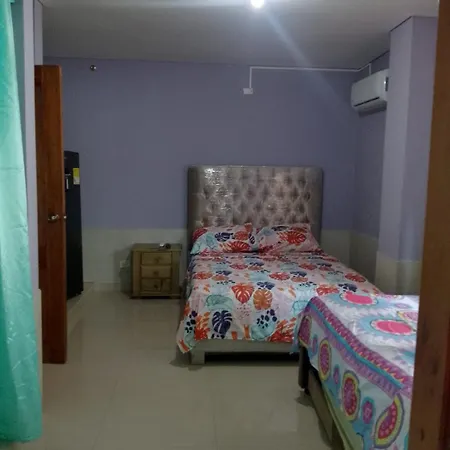 Cerca Al Aeropuerto Homestay Cartagena